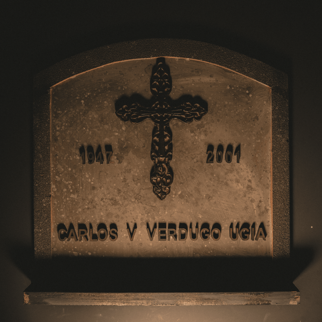 La maldición de Bernarda, enigmas del misterio en la sala de escape del panteón en Valencia